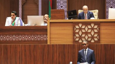 صورة ولد بلال أمام البرلمان لعرض برنامج حكومته 2024 وتقديم حصيلة عمل 2023