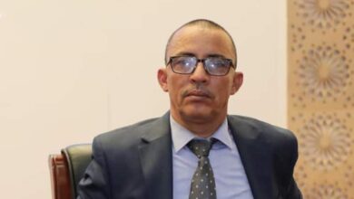 صورة كهذا دون الكاتب الصحفي سيدي ولد بيادة بعد خروج المنتخب من نهائيات ثمن نهائي “الكان”