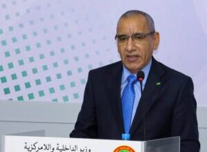 صورة وزير الداخلية يصل إلى السعودية للمشاركة في معرض للدفاع