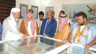 صورة إمام وخطيب الحرم المكي يزور المعهد العالي ودار المصحف والإذاعة