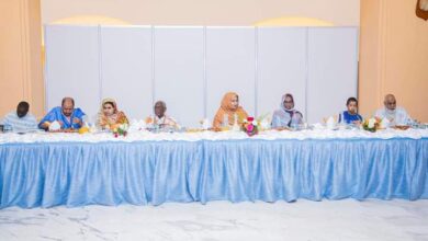 صورة السيدة الأولى تقيم مأدبة إفطار جماعي بالقصر الرئاسي للمنظمات العاملة في مجال الإعاقة