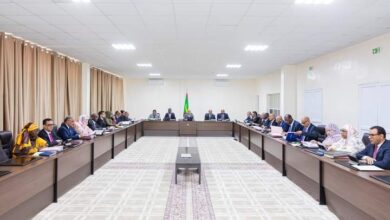 صورة نواذيبو: انعقاد ثالث اجتماع لحكومة ولد بلال خارج العاصمة نواكشوط