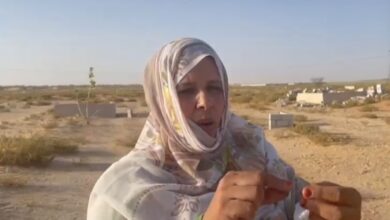 صورة مجموعة أسر بتيارت يرفعون شكوى من ولد أحمتي وخلفيته النافذة ويطالبون الرئيس التدخل (فيديو)