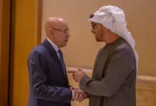 صورة الرئيس غزواني يعزي نظيره الإماراتي في وفاة الشيخ طحنون