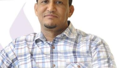 صورة الشنقيطي يصف بداية مأمورية غزواني الثانية بـ”القاتمة”