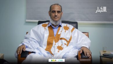 صورة مرشح “تواصل” للرئاسيات يهنئ الرئيس المنتخب غزواني بمناسبة إعادة انتخابه