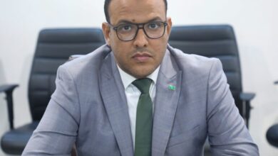 صورة وفد حكومي موريتاني يشارك في تنصيب الرئيس الإيراني