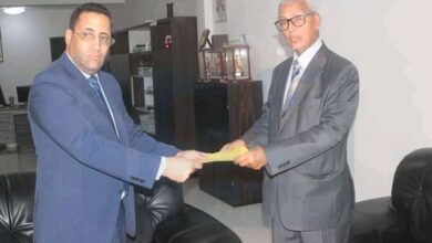 صورة الوزير الأول وعدد من أعضاء الحكومة يصرحون وممتلكاتهم أمام لجنة الشفافية المالية