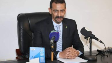 صورة وزير الثقافة يعقد اجتماعات بديوانه وبالمديرين المركزيين بالوزارة