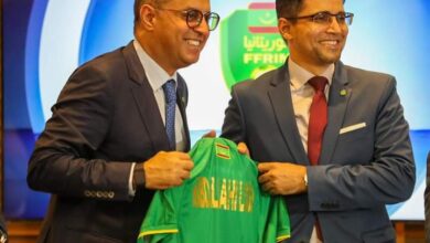 صورة وزير تمكين الشباب والتشغيل والرياضة يؤدي زيارة لاتحادية كرة القدم