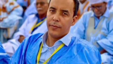 صورة جماهير عريضة في ولاية تكانت تطالب بتعيين المهندس أحمد ولد بله ، (تفاصيل)