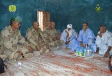 صورة الجيش يقدم واجب العزاء لأسرة الرقيب البحري الذي استشهد أثناء إنقاذ المتضررين من الفيضانات