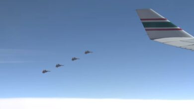 صورة سرب طائرات مقاتلة يرافق الرئيس تبون إلى موريتانيا