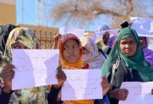 صورة طالبات إعدادية تمبدغة بالحوض الشرقي يتظاهرن تنديدًا بجريمة اغتصاب زميلتهن بدار النعيم
