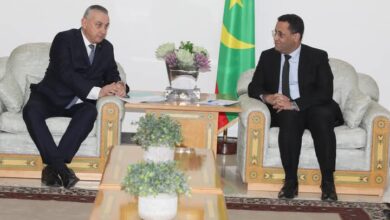 صورة الوزير الأول يبحث تعزيز الشراكة مع وفد رفيع من الاتحاد الأوروبي