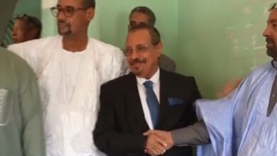 صورة السفير حمود ولد عبدي يزور المجمع الثقافي ببانجول لتعزيز التعليم ونشر الثقافة الشنقيطية (فيديو)
