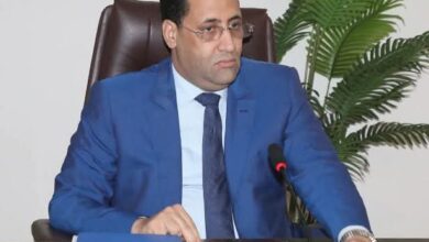 صورة الوزير الأول يطلق البعثات الوزارية لتنظيم المنتديات الجهوية للتخطيط التنموي التشاركي