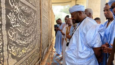 صورة الخليفة العام للطريقة القادرية الشيخ عبد العزير يؤي زيارة لمرقد أبناء شيخنا الشيخ سعد بوه