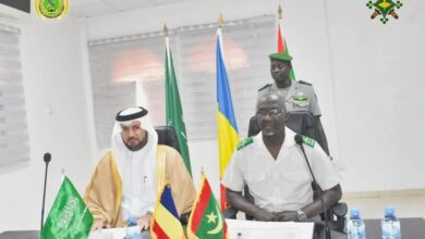 صورة السفير السعودي في موريتانيا يزور كلية دفاع لمجموعة دول الساحل