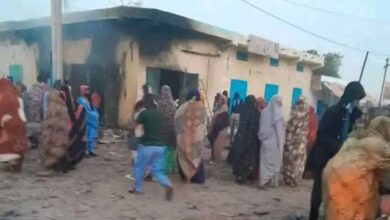 صورة حريق هائل يدمر عدة محال تجارية في السوق المركزي بكوبني