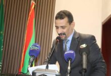 صورة وزير الثقافة يعقد اجتماعا باللجنة المكلفة بتسوية ملفات متعاوني مؤسسات الاعلام العمومي