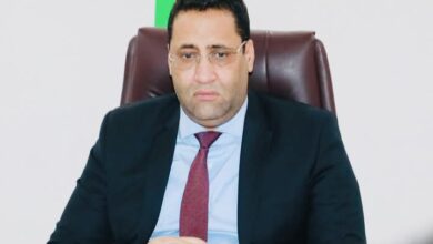 صورة الوزير الأول يترأس اجتماع اللجنة الوزارية لتنفيذ البرنامج الوطني لحماية الشباب