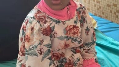 صورة رئيسة المرصد الوطني لحقوق المرأة والفتاة تعلن تحسن حالة الطفلة المعنفة وجهود حكومية لدعمها