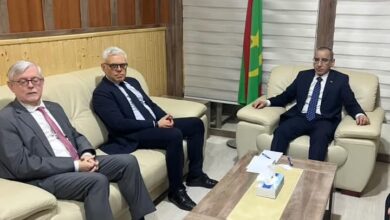 صورة وزير الداخلية يستقبل السيد ماسييج باباسكيا المدير العام للحماية المدنية بمكتبه في نواكشوط
