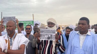 صورة ملاك حي “أبوش 10” يناشدون رئيس الجمهورية التدخل لإنصافهم في وقفة احتجاجية بتفرغ زينة (صور)