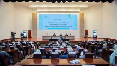 صورة الرئيس غزواني يشرف على تكريم الفائزين بجائزة حفظ وفهم المتون المحظرية (صور)