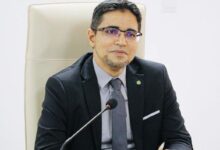 صورة مجموعة من المنعشين الجهويين السابقين يردون على تصريحات وزير التمكين أمام البرلمان (بيان)