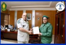 صورة تكريم عناصر من الدرك شاركوا فى تفكيك عصابة تنشط فى مجال الممنوعات (صور)