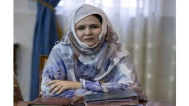 صورة وزيرة التجارة والسياحة تتوجه إلي تونس