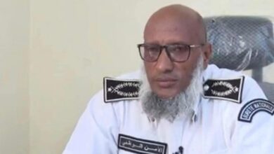 صورة ترقية الضابط ولد أمينوه إلى رتبة مفتش رئيسي