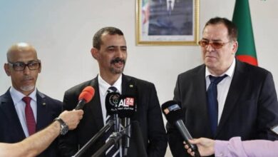 صورة وزير الثقافة الموريتاني يبحث في الجزائر تعزيز التعاون الإعلامي