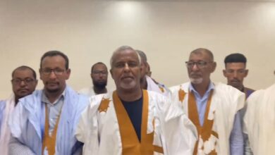صورة ما يقارب ثلاثة آلاف منقب بمجهر “أحديب أغيار” بمنطقة بلنوار يتعرضون للظلم ويطالبون بالإنصاف (فيديو)