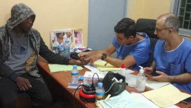 صورة أطباء إسبان يباشرون عمليات جراحية واستشارات مجانية في نواذيبو