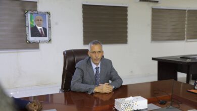 صورة مفوض حقوق الإنسان يحث أطر المفوضية على قضاء العطلة داخل البلاد (صور)