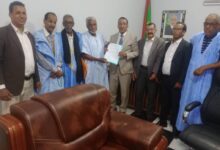 صورة اللجنة الدائمة لمهرجان لحويطات الدولي تسلم دعوة رسمية لمدير البث الإذاعي والتلفزيوني