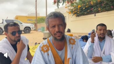 صورة منقبي مجهر “أحديب أقيان” يواصلون اعتصامهم أمام وزارة معادن ويطالبون بالإنصاف ورفع الظلم (فيديو)