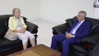 صورة مفوض حقوق الانسان يلتقي بالمنسقة المقيمة للأمم المتحدة في موريتانيا
