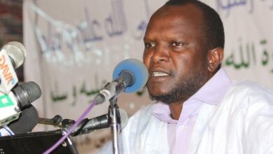 صورة محكمة الاستئناف توقف تنفيذ عقوبة السجن بحق أحمد ولد صمب