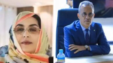 صورة النائب أمقيرة بنت الوداني تهنئ الوزير المختار ولد بوسيف بمناسبة تجديد الثقة
