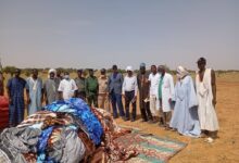 صورة بابابي: مفوضية الأمن الغذائي تقدم مساعدات للمتضررين من فيضان النهر في قرية النعيم (صور)