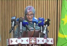 صورة تنصيب مهلة أحمد طالبنا رئيسة لشبكة المراصد الإفريقية “RONGAF”
