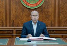 صورة رئيس الجمهورية يشرف على تأدية رئيس السلطة الوطنية لمكافحة الفساد اليمين القانونية (صور)