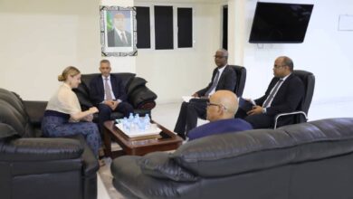 صورة مفوض حقوق الانسان يستقبل ممثلة منظمة هيومان رايتس ووتش الدولية (صور)