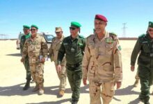 صورة قائد الأركان العامة للجيوش المساعد يتفقد تشكيلات الجمارك الوطنية ضمن الاستعدادات لعيد الاستقلال الوطني
