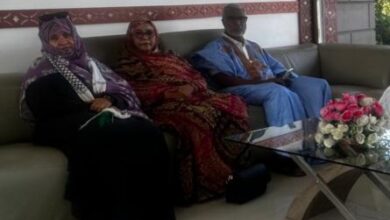 صورة نواب يطرحون على وزير الخارجية قضية احتجاز الصحفي ولد الشيخ ضمن “أسطول الصمود” (صور)