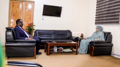 صورة الوزيرة الناها بنت حمدي ولد مكناس تزور مقر وكالة التنمية الحضرية وتطّلع على تقدم مشاريعها